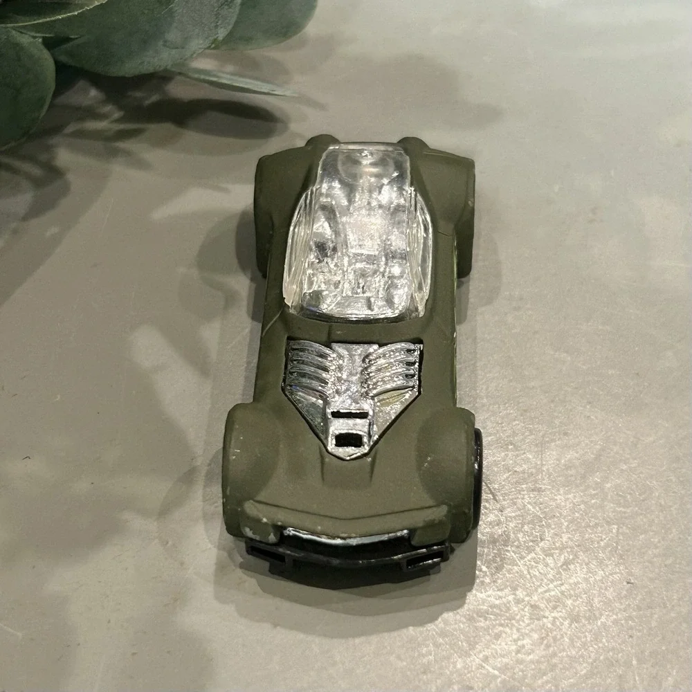 Hot Wheels—Ballistik Matte‎ Green & Flames Die Cast Car 2001